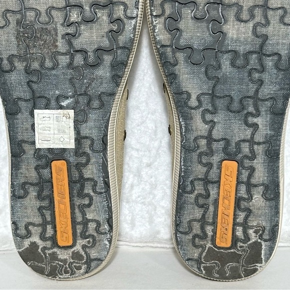 Skechers Merric Mens Sand Canvas Planted Slip On Casual Shoes Sz M 7 W 9.5 - Picture 10 of 11